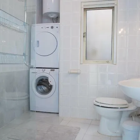 Tower Road - Bright Seafront 2 Bedroom * Sliema