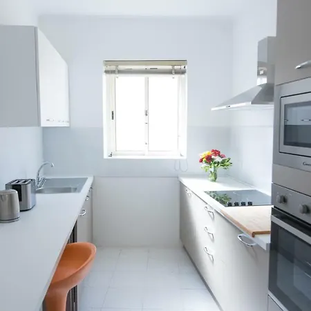 Apartment Tower Road - Bright Seafront 2 Bedroom Sliema